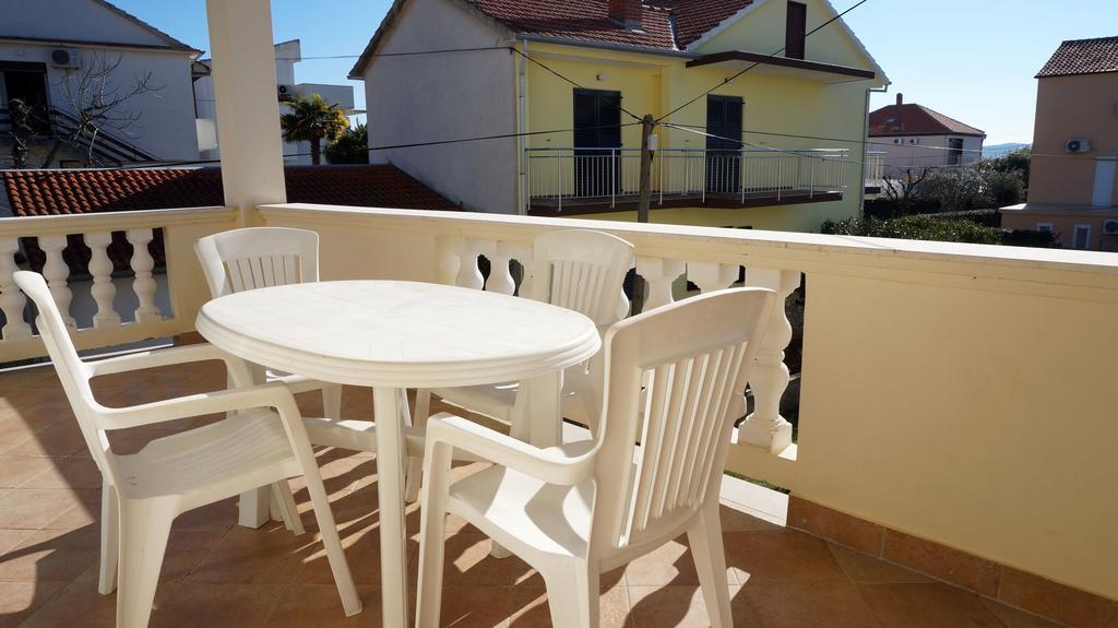 Apartments Sandra Sukošan Стая снимка